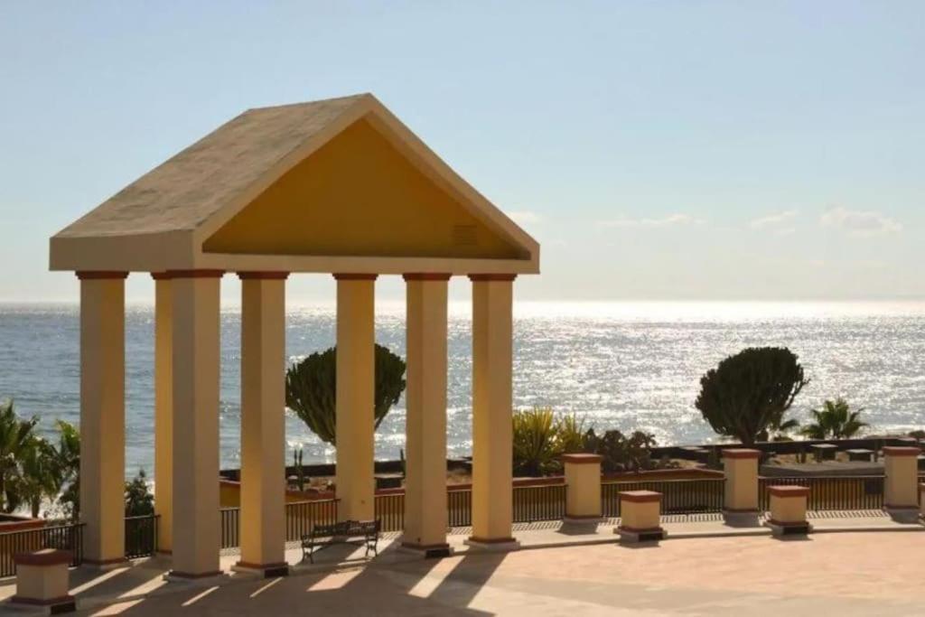 Oleholidays 612 Romana Playa Junto Al Mar Apartment Marbella